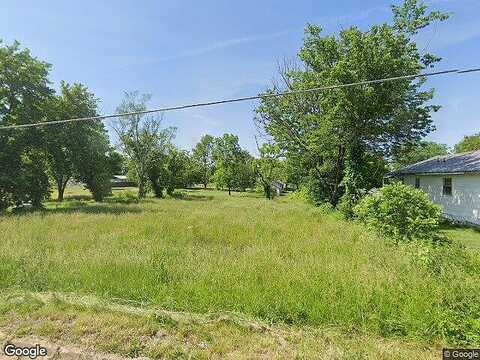 North, MOUNTAIN GROVE, MO 65711