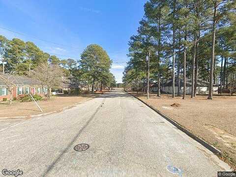 Davis Ave, DUNN, NC 28334