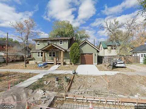 17Th, COLORADO SPRINGS, CO 80904