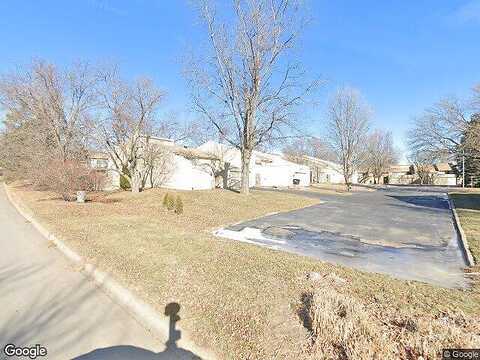 Frederick Plaza, Omaha, NE 68130