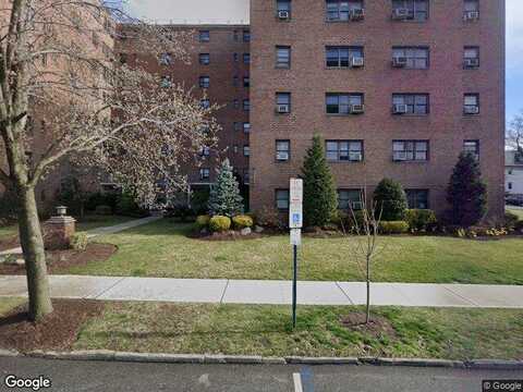 Anderson St Apt S3A, HACKENSACK, NJ 07601