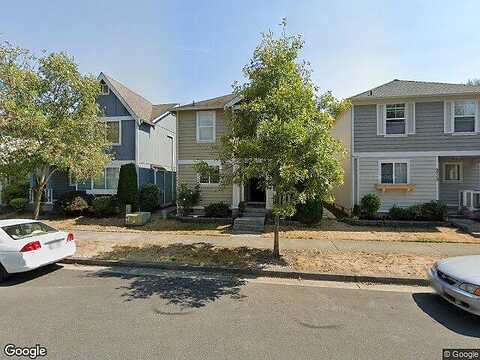 8Th, PUYALLUP, WA 98374