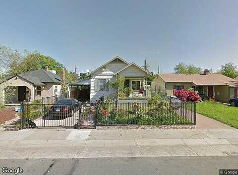 12Th, SACRAMENTO, CA 95817