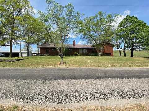 N Lawrence 2037 Road N, Miller, MO 65707