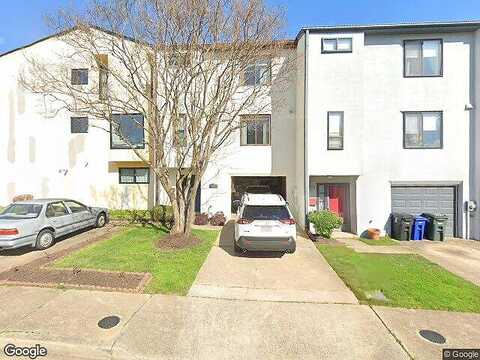 Woodley, ARLINGTON, VA 22207