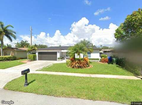 91St, PEMBROKE PINES, FL 33024