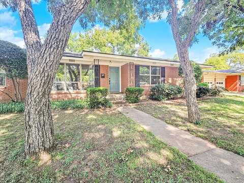 Larkspur, ARLINGTON, TX 76013