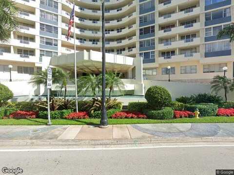 Ocean, HALLANDALE BEACH, FL 33009