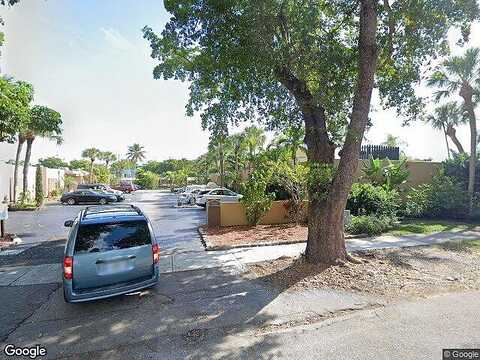 Kingsmoor, MIAMI LAKES, FL 33014
