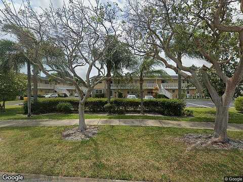 1St, BOYNTON BEACH, FL 33435