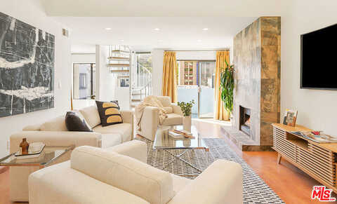 Highland, LOS ANGELES, CA 90068