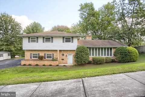 Adelia, MIDDLETOWN, PA 17057