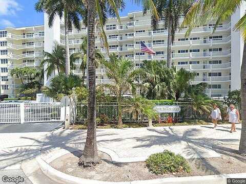 21St, DEERFIELD BEACH, FL 33441