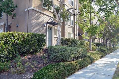 Clark, FULLERTON, CA 92833