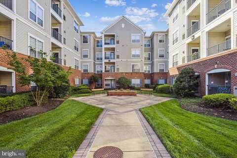 Eisenhower Ave, Alexandria, VA 22304