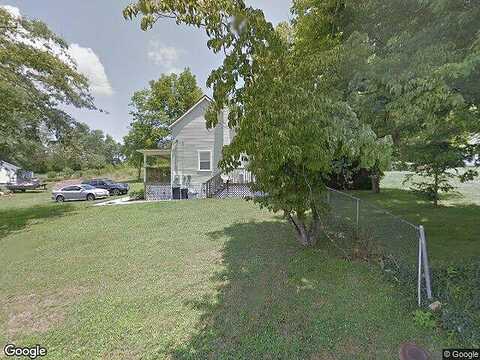 Divers Rd, Fairlawn, VA 24141