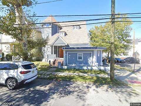 Highland Ave, PASSAIC, NJ 07055