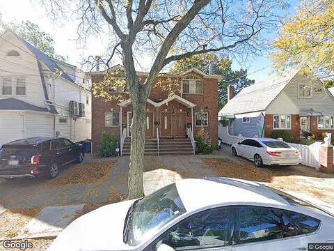 192Nd, SAINT ALBANS, NY 11412