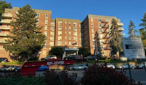 Bronx River Road Unit 4L, Yonkers, NY 10704