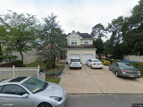 8Th, TOMS RIVER, NJ 08757