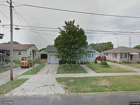 11Th, PEKIN, IL 61554