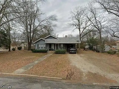 Maple, GURDON, AR 71743