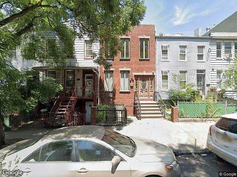 19Th, BROOKLYN, NY 11232