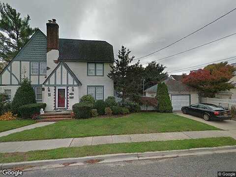 Glenwood, OCEANSIDE, NY 11572