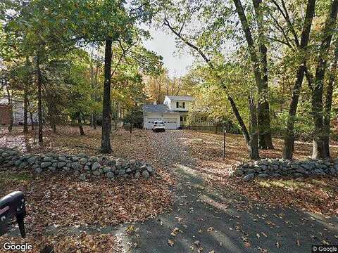 Pomona Rd, SUFFERN, NY 10901