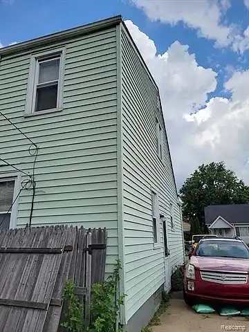 Mill, LINCOLN PARK, MI 48146