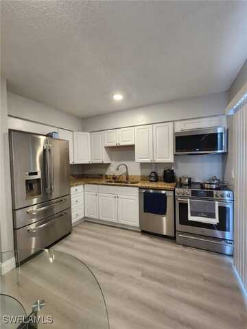 Colonial, FORT MYERS, FL 33907