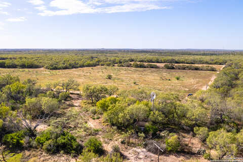 Fm 1581, Pearsall, TX 78061