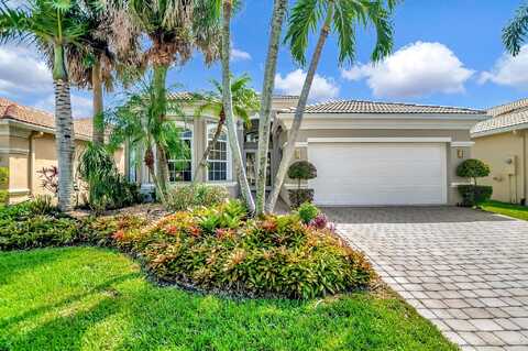 Via Rienzo, LAKE WORTH, FL 33467