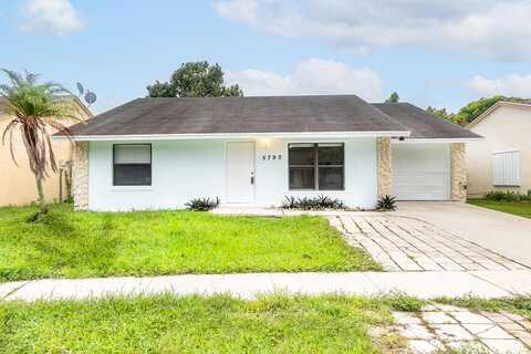 Ithaca, LAKE WORTH, FL 33463