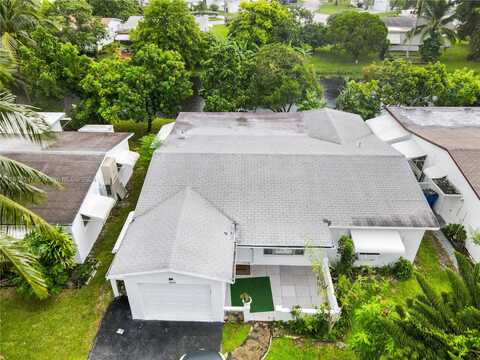 52Nd, LAUDERDALE LAKES, FL 33319