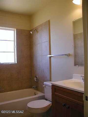 Jason, TUCSON, AZ 85713