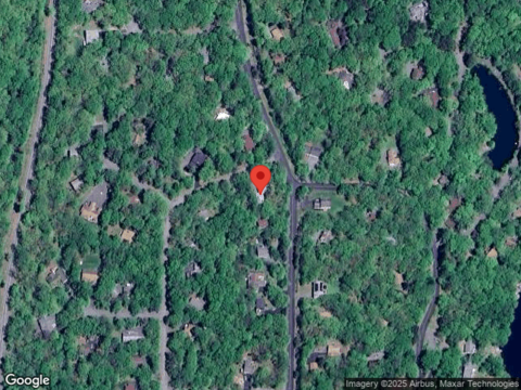Hillcrest Dr, Hawley, PA 18428