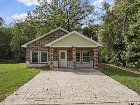 8Th, MOUNT PLEASANT, TX 75455