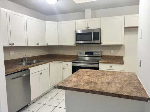 Waterview, PALM SPRINGS, FL 33461