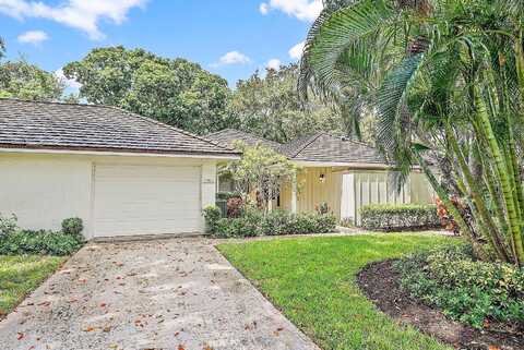 Twelve Oaks, NORTH PALM BEACH, FL 33408