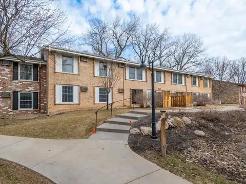 Cedar Lake, MINNEAPOLIS, MN 55416