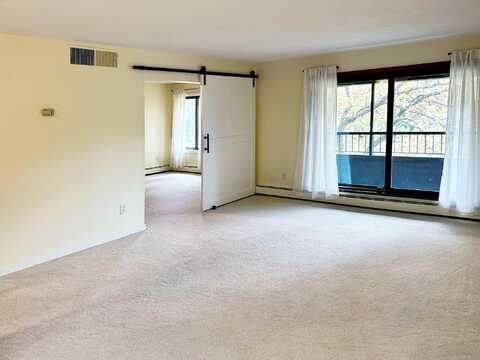 Cahill, MINNEAPOLIS, MN 55439