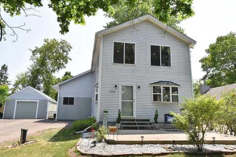 Roslyn, MOUNT PLEASANT, WI 53406