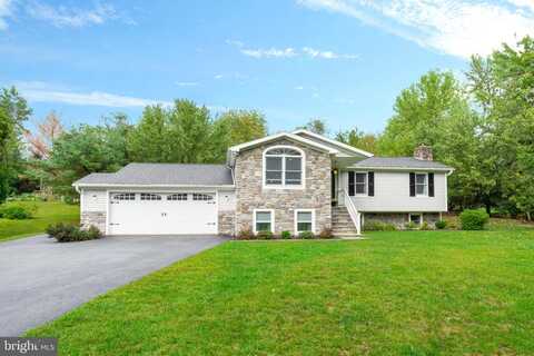 Stoudt, HUMMELSTOWN, PA 17036