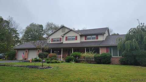 Meadow, WINDBER, PA 15963