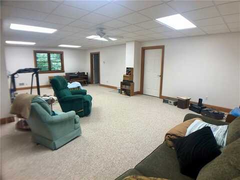 Cedar, BUTLER, PA 16001