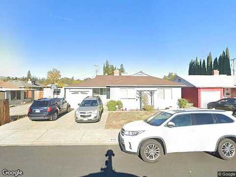 Maple, VACAVILLE, CA 95688