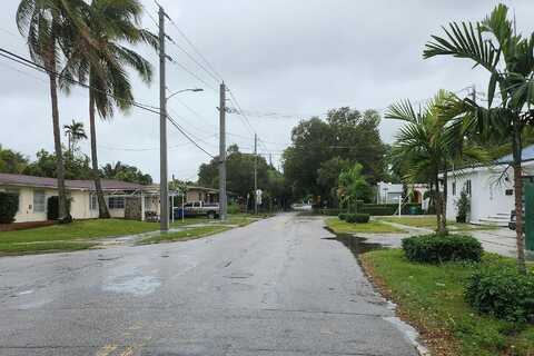 16Th, MIAMI, FL 33145
