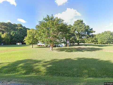 Circle, PORT HAYWOOD, VA 23138