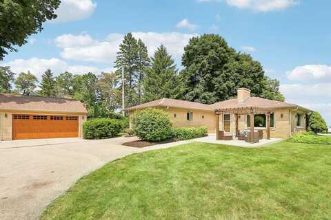 Circlewood, CALEDONIA, WI 53402